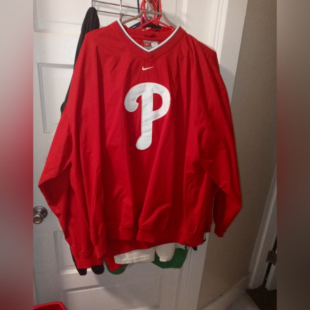 Philadelphia Phillies Windbreaker